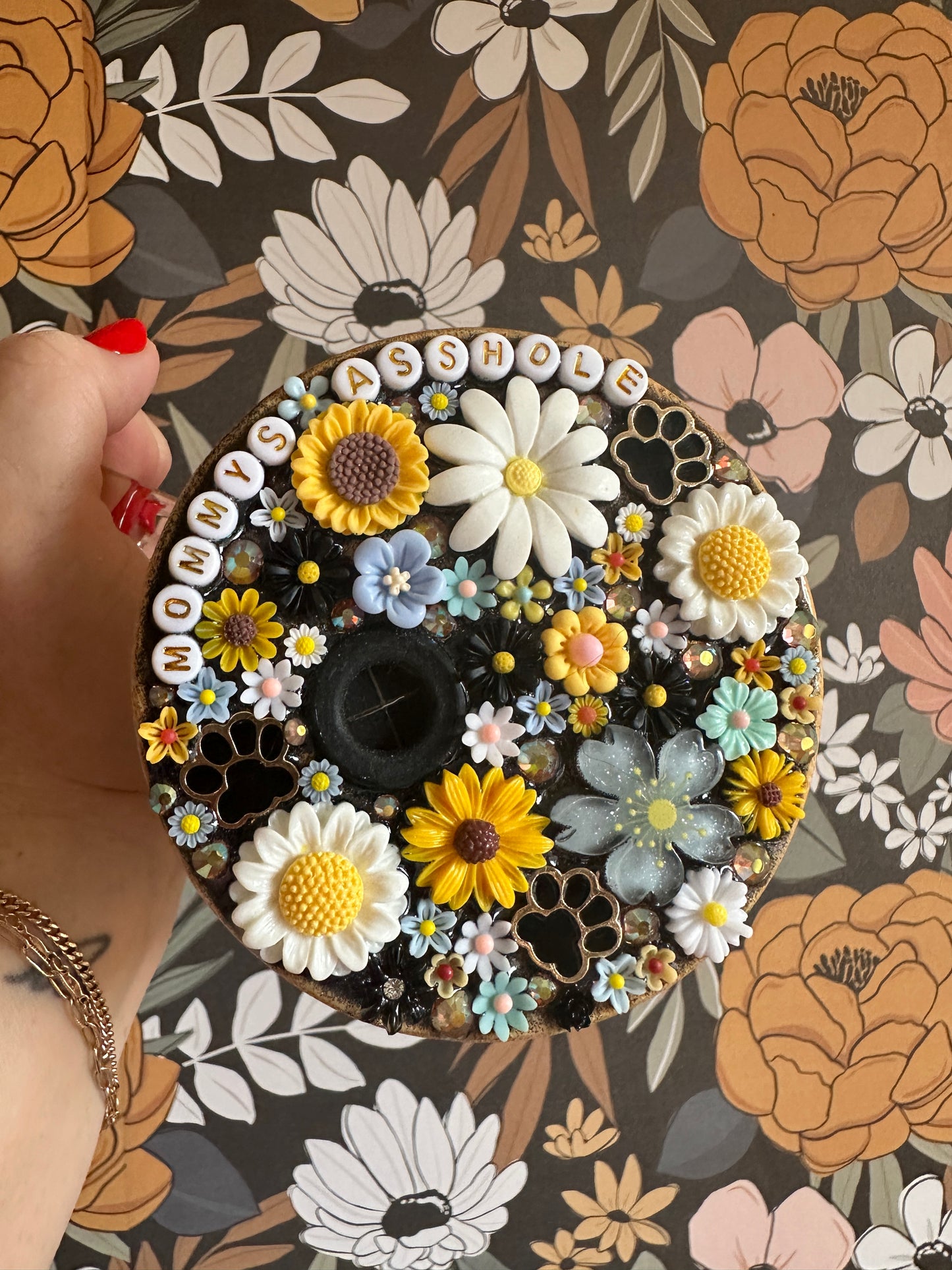 Custom Snaps & Sips