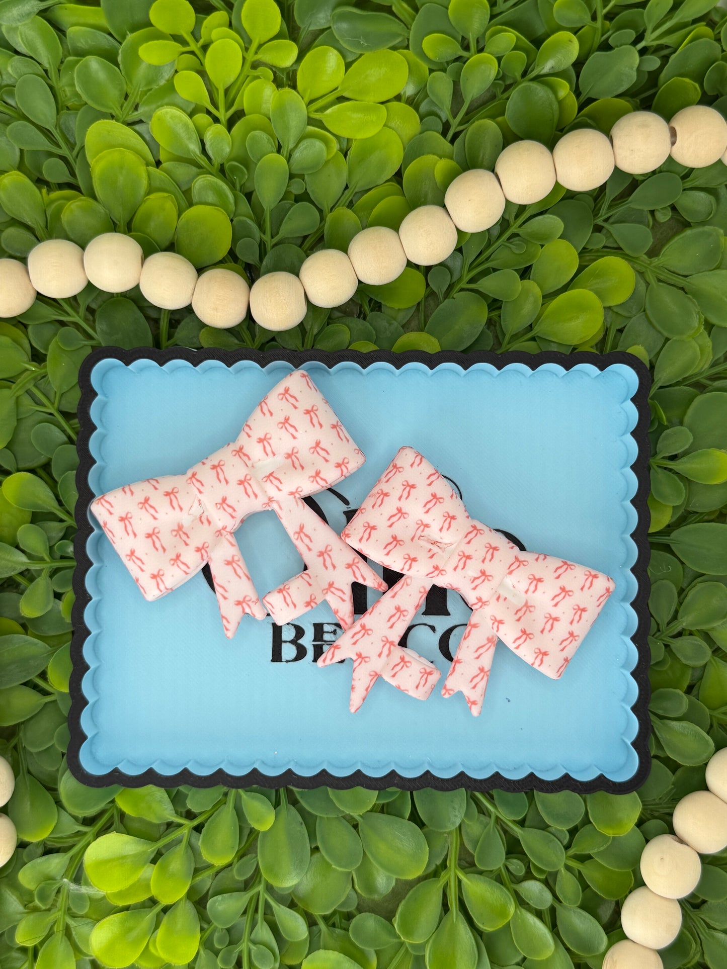 Bow Straw Topper